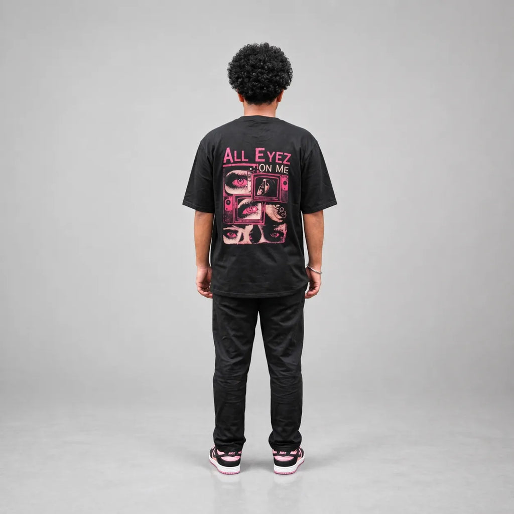 ALL EYES ON ME - Black Oversized T-Shirt