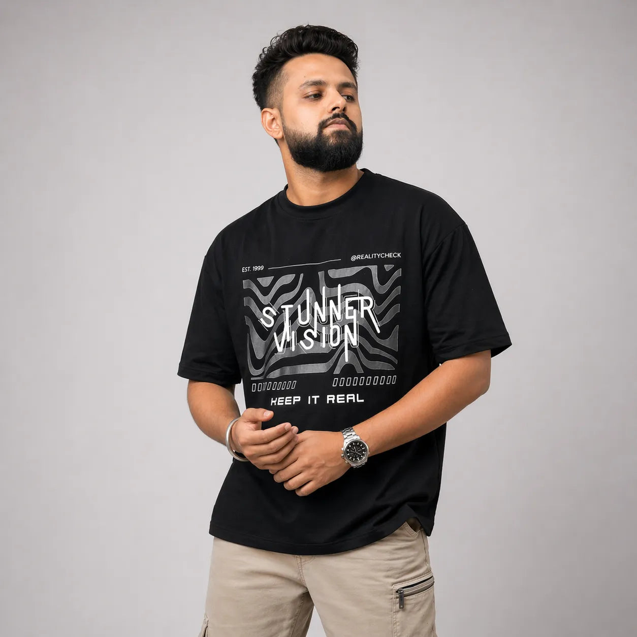 STUNNER VISION - Black Oversized T-Shirt