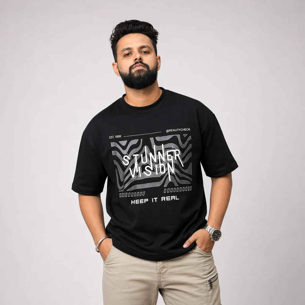 STUNNER VISION - Black Oversized T-Shirt
