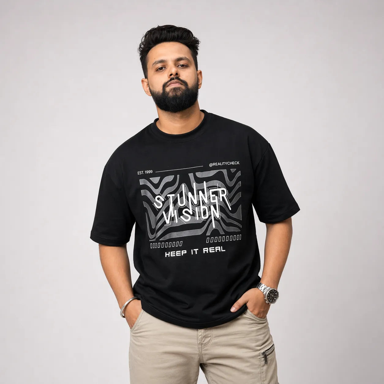 STUNNER VISION - Black Oversized T-Shirt