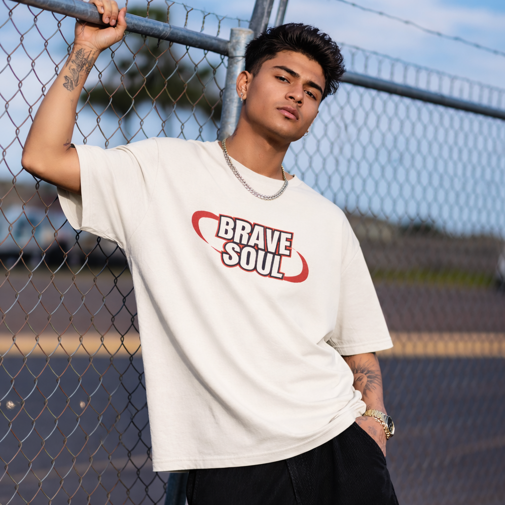 KING OF THE STREET - Off White Oversized T-Shirt