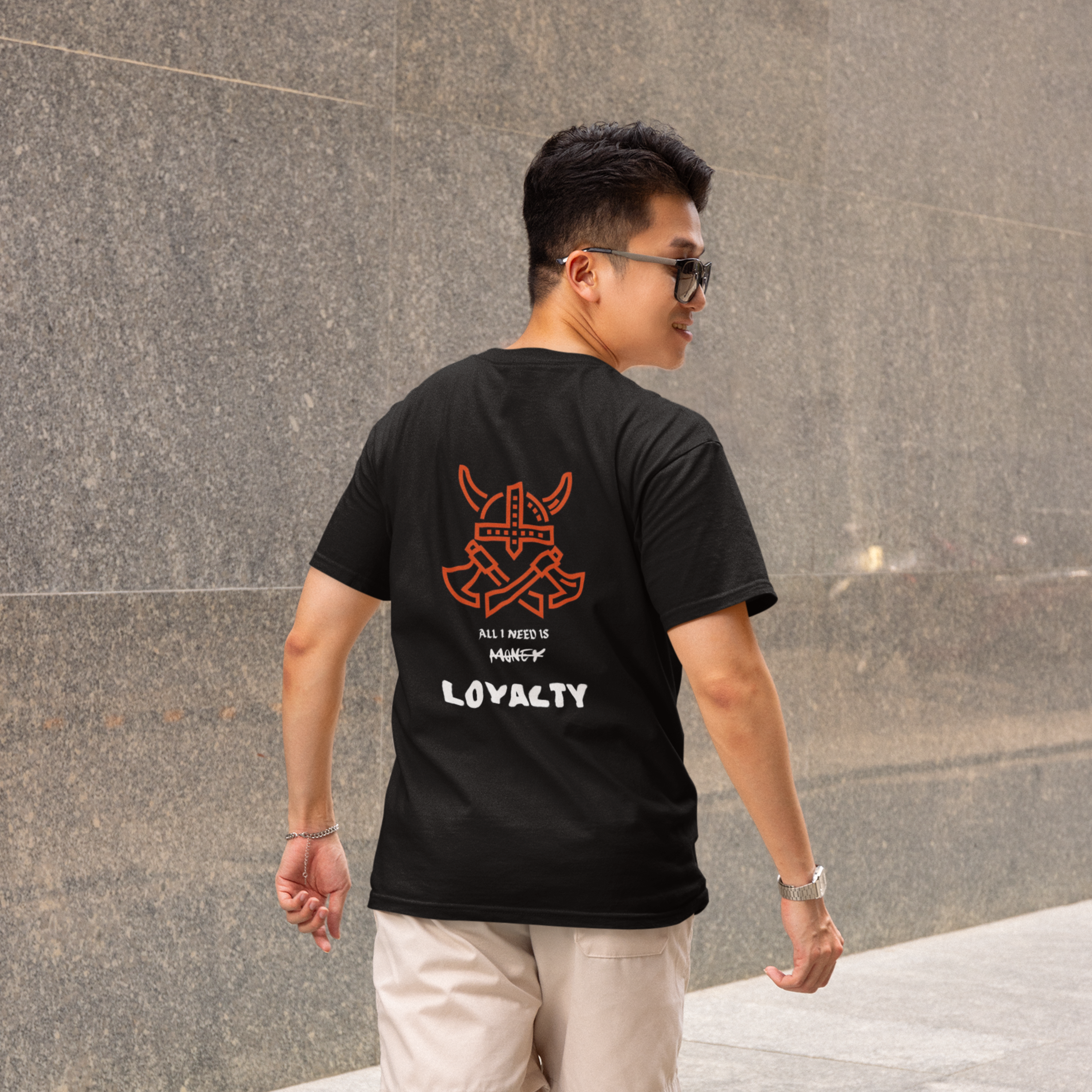 LOYALTY IS ROYALTY - Black Regular Fit T-Shirt